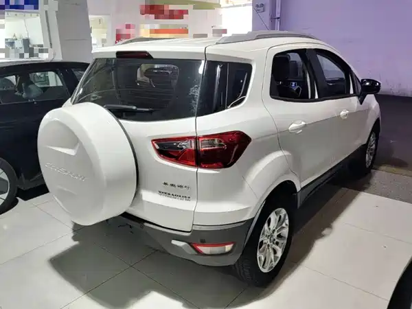 Ford EcoSport 2015