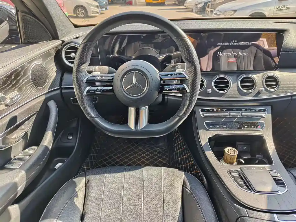 Mercedes-Benz E-Class 2021 — фото 11