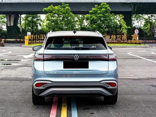 Volkswagen ID.4 X 2023