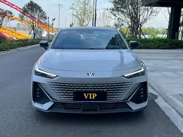 Changan UNI-V 2022