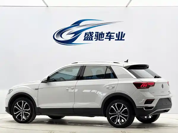 Volkswagen T-Roc 2023
