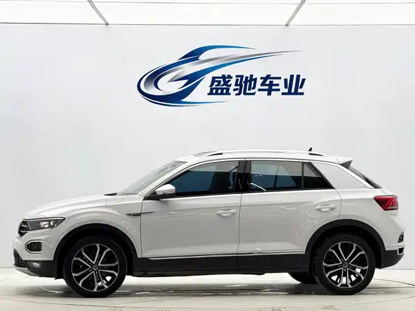 Volkswagen T-Roc 2023