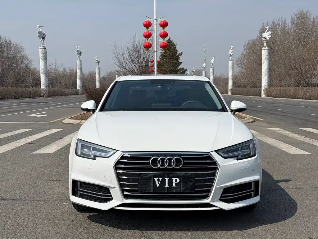 Audi A4L 2018 — фото 3