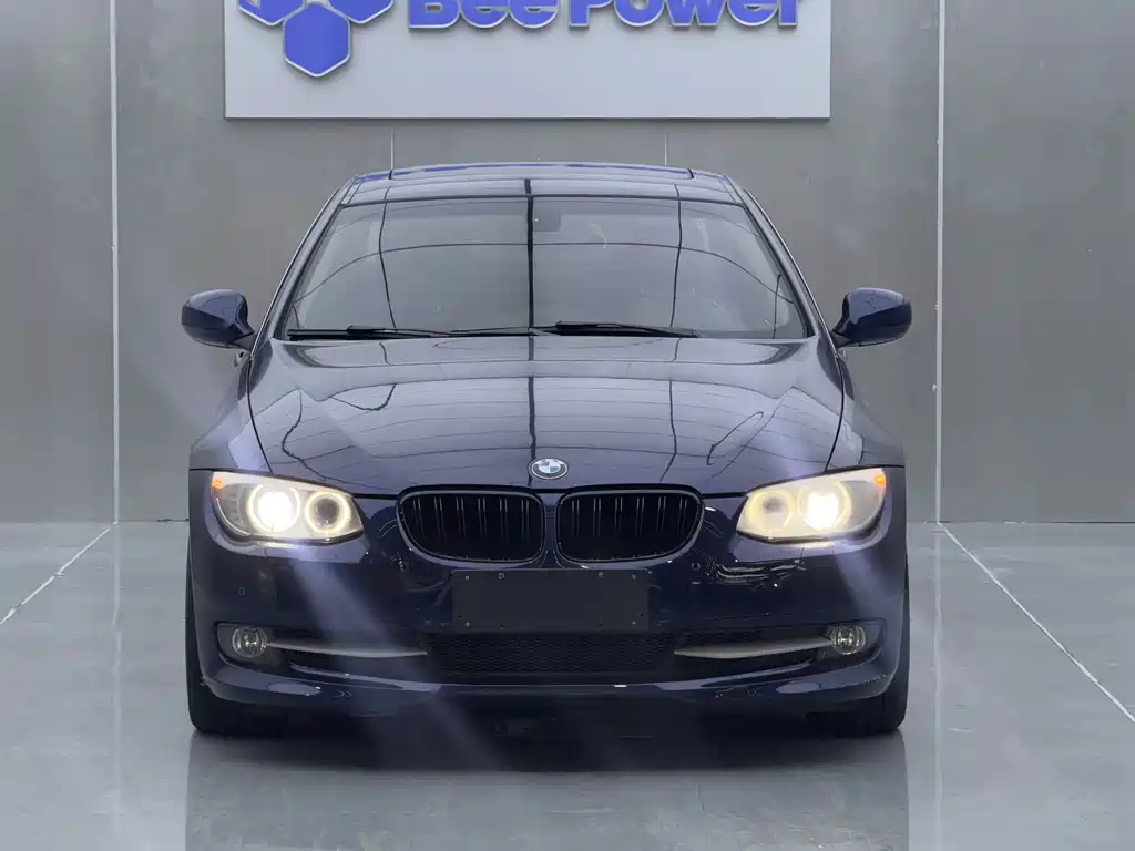 BMW 3 Series 2011