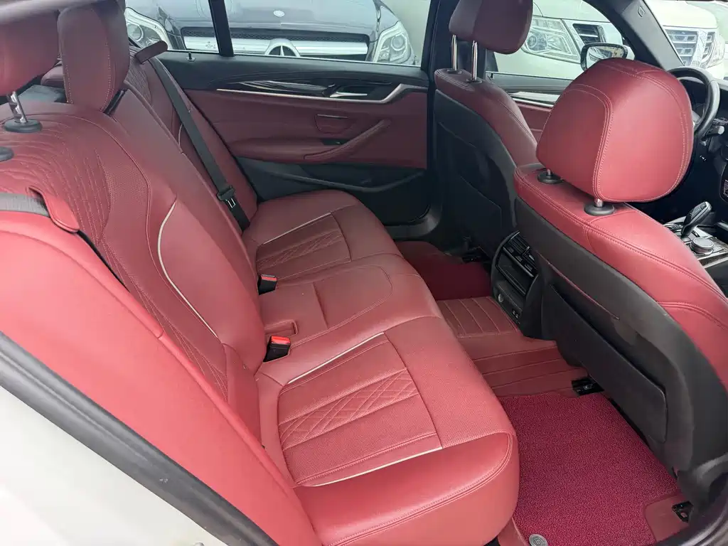 BMW 5 Series 2022