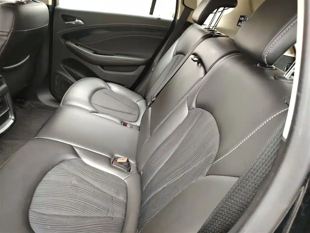Buick Envision Plus 2017 — фото 17