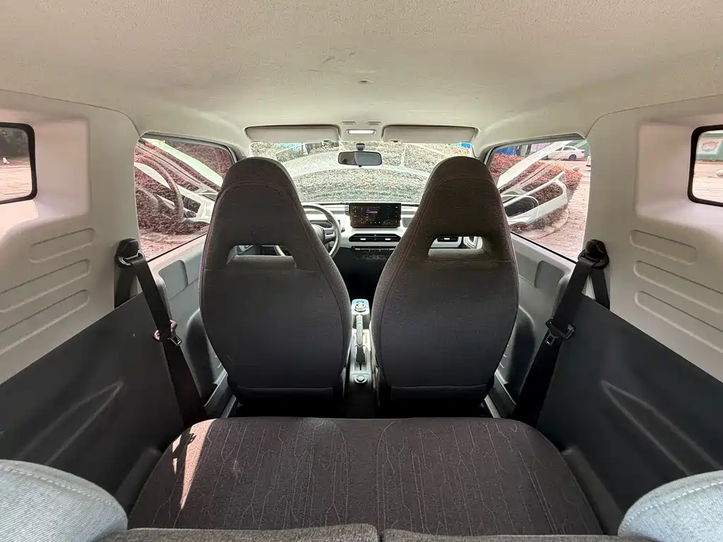 Geely Galaxy Panda 2023 — фото 11