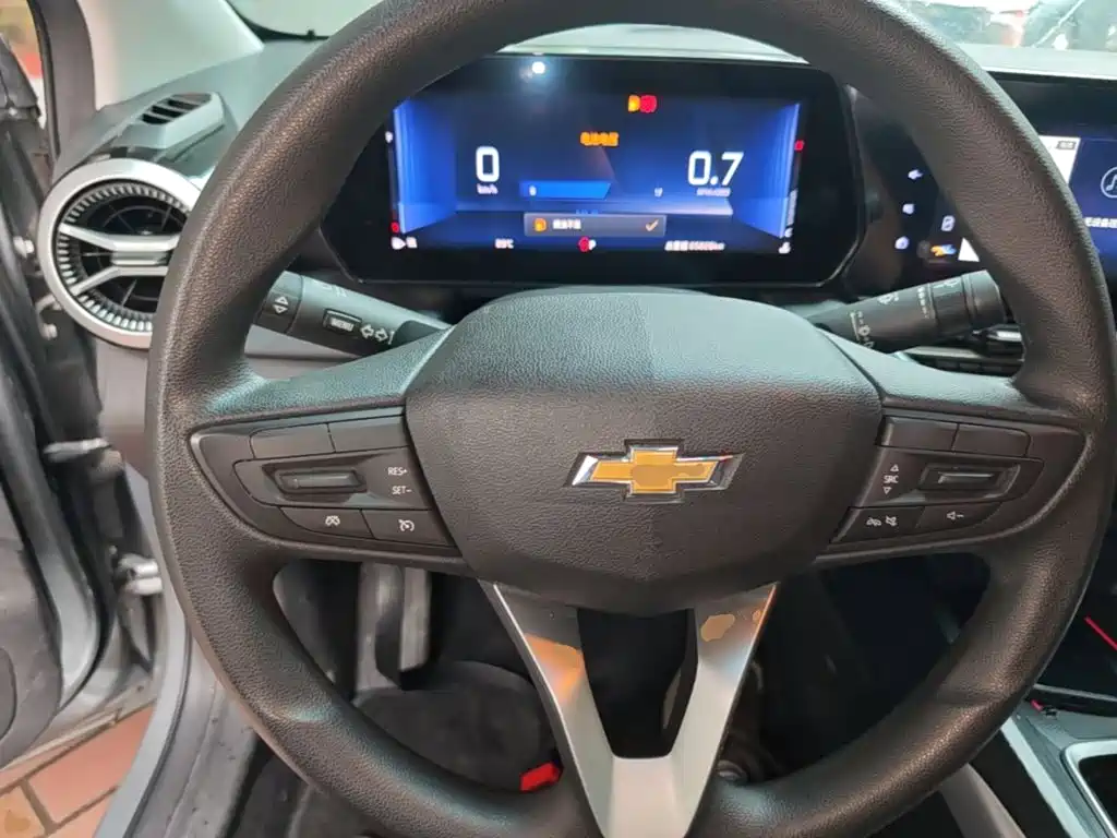 Chevrolet Cruze 2023 — фото 11
