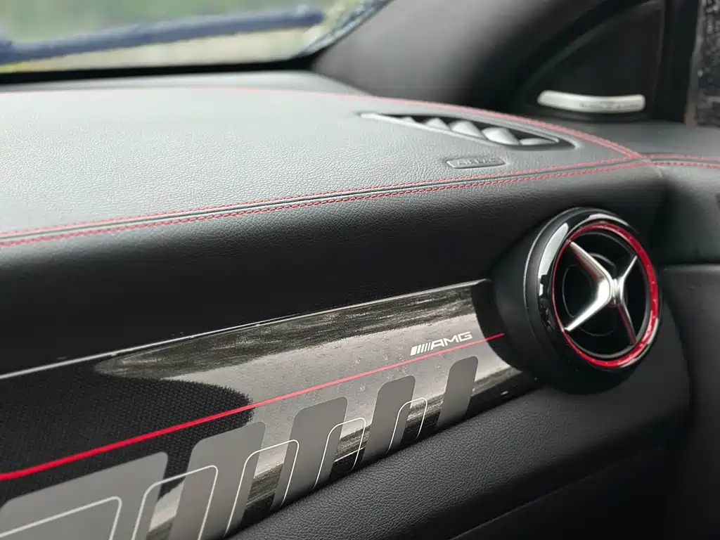 Mercedes-Benz CLA AMG 2019 — фото 16