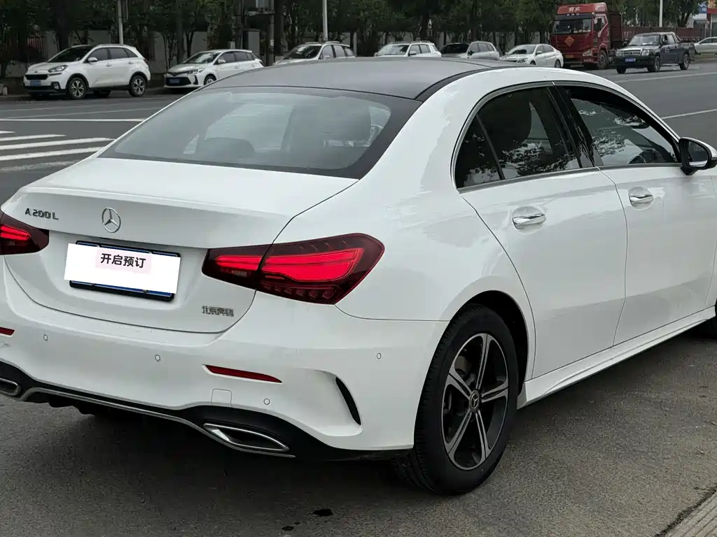 Mercedes-Benz A-Class 2025 — фото 7