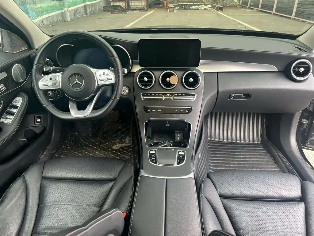 Mercedes-Benz C-Class 2020 — фото 6