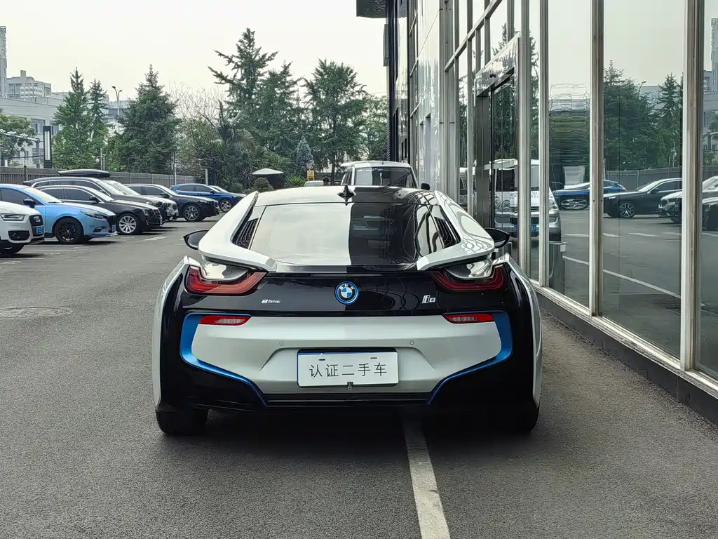 BMW i8 2016