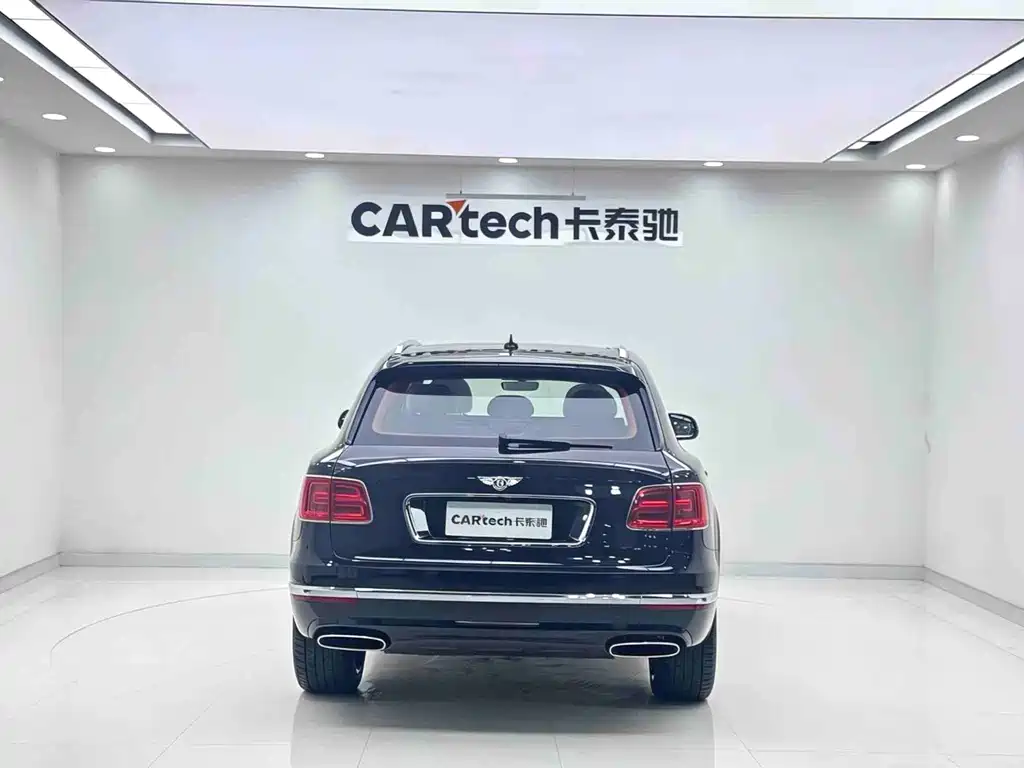 Bentley Bentayga 2017 — фото 6