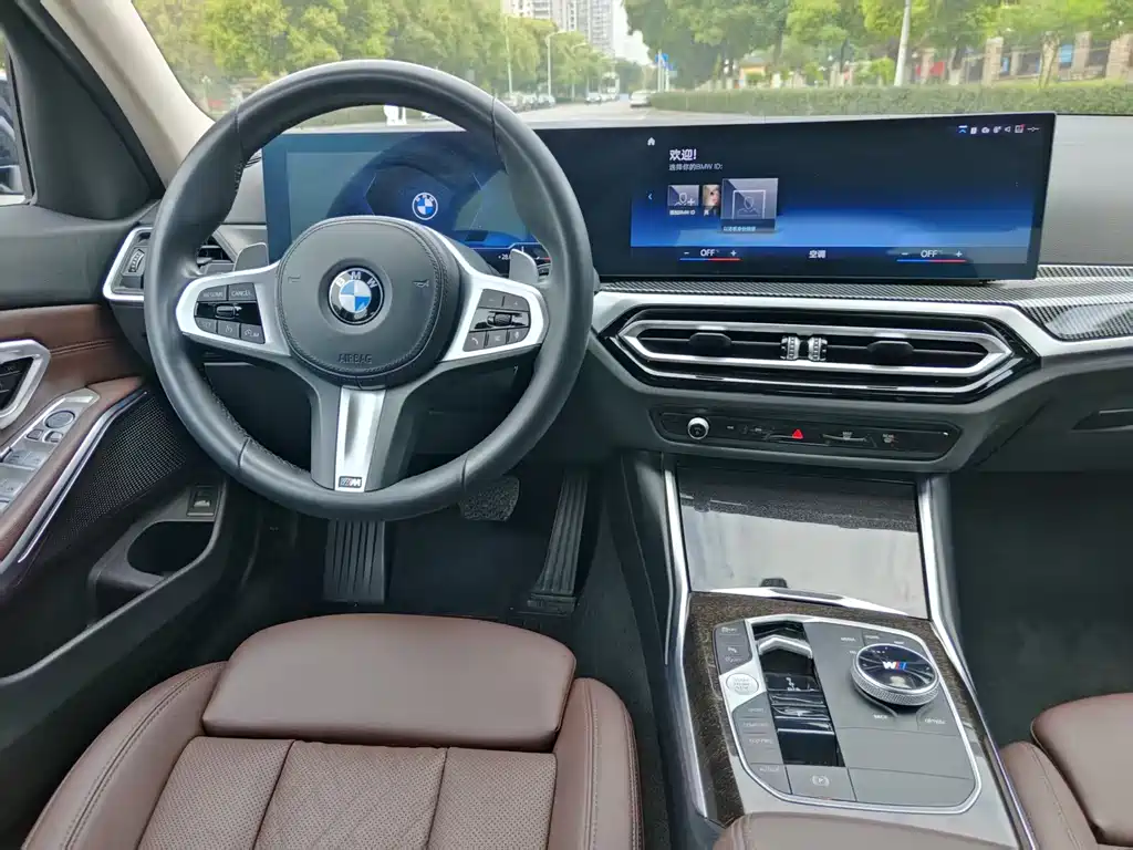 BMW 3 Series 2023 — фото 15