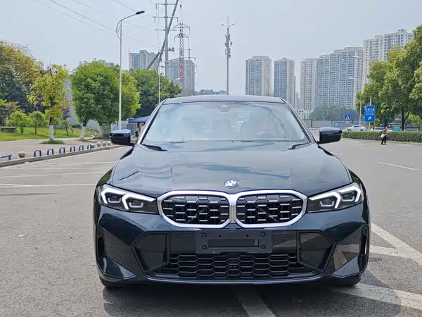 BMW 3 Series 2023