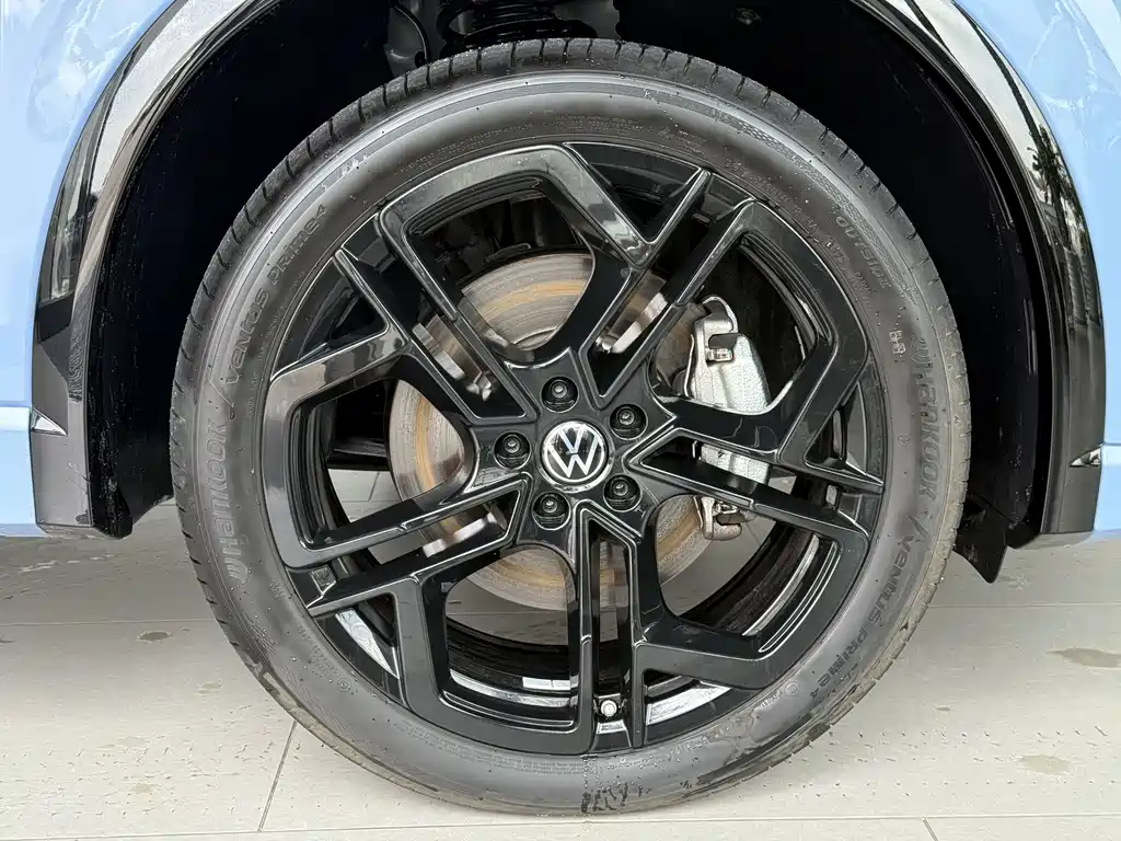 Volkswagen Tiguan L 2025 — фото 16