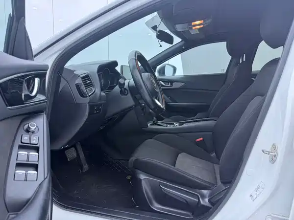 Mazda CX-4 2021