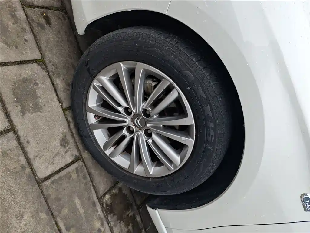 Citroen C4L 2015 — фото 23