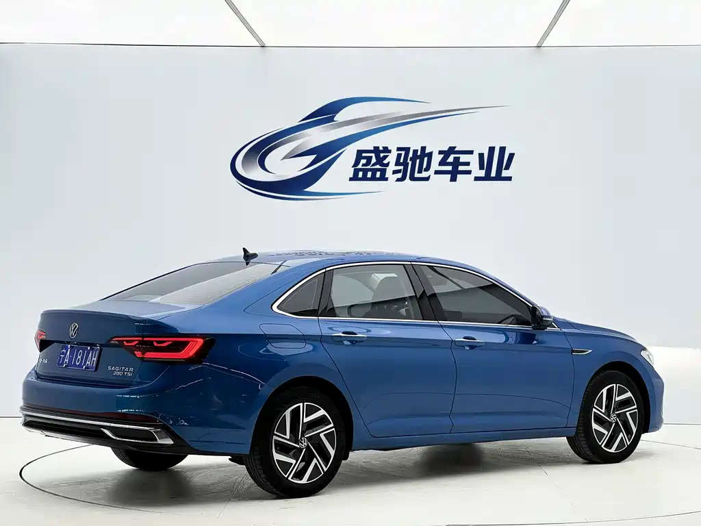 Volkswagen Sagitar 2022