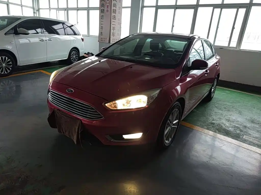 Ford Focus 2016 — фото 1