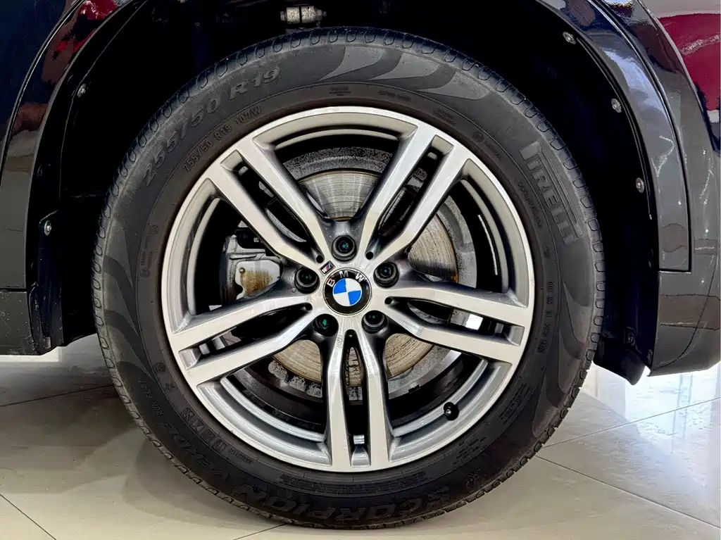 BMW X6 2016 — фото 23