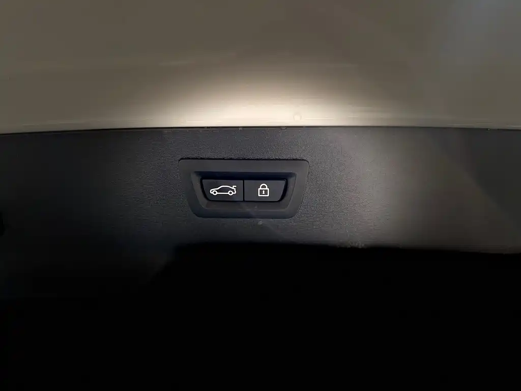 BMW X6 2017 — фото 14