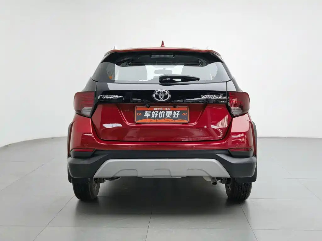 Toyota Yaris L 2022