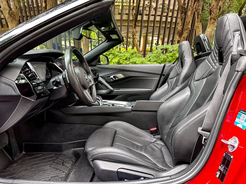 BMW Z4 2019 — фото 13