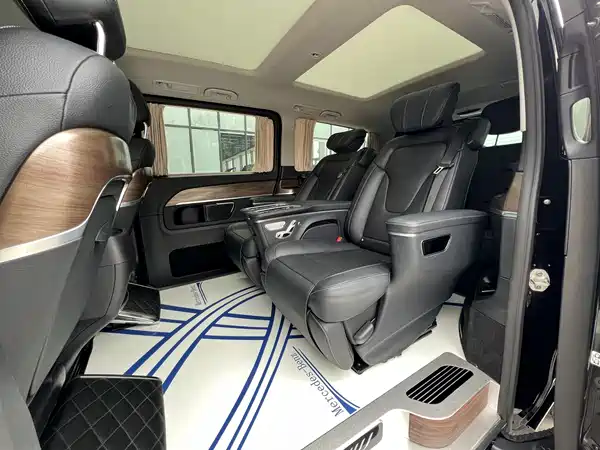 Mercedes-Benz V-Class 2022