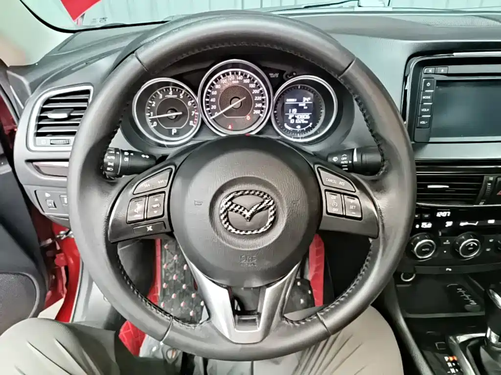 Mazda Atenza 2015 — фото 11