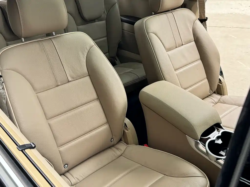 Mercedes-Benz R-Class 2011 — фото 14