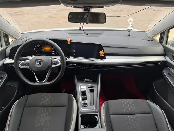 Volkswagen Golf 2022