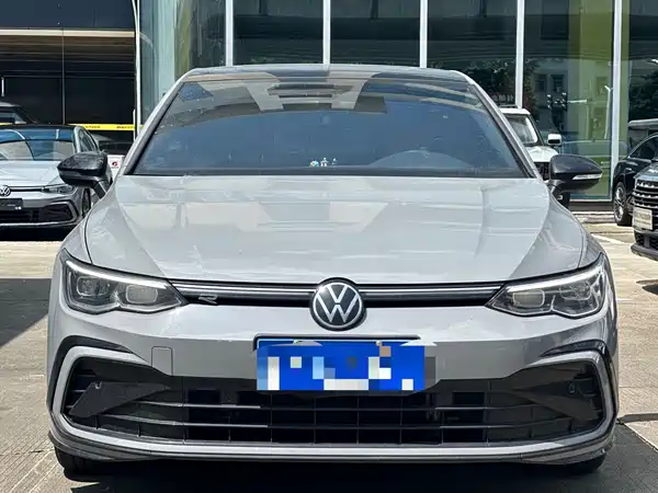 Volkswagen Golf 2023
