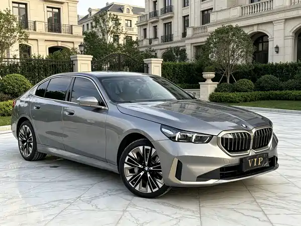BMW 5 Series 2025