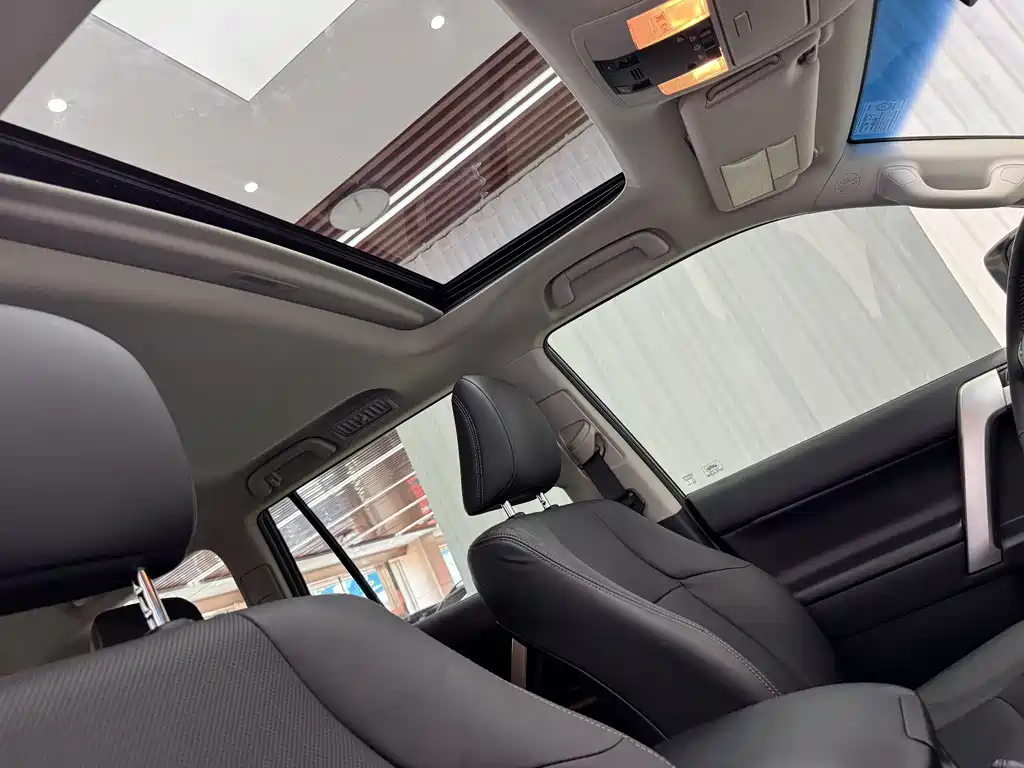 Toyota Prado 2019 — фото 17