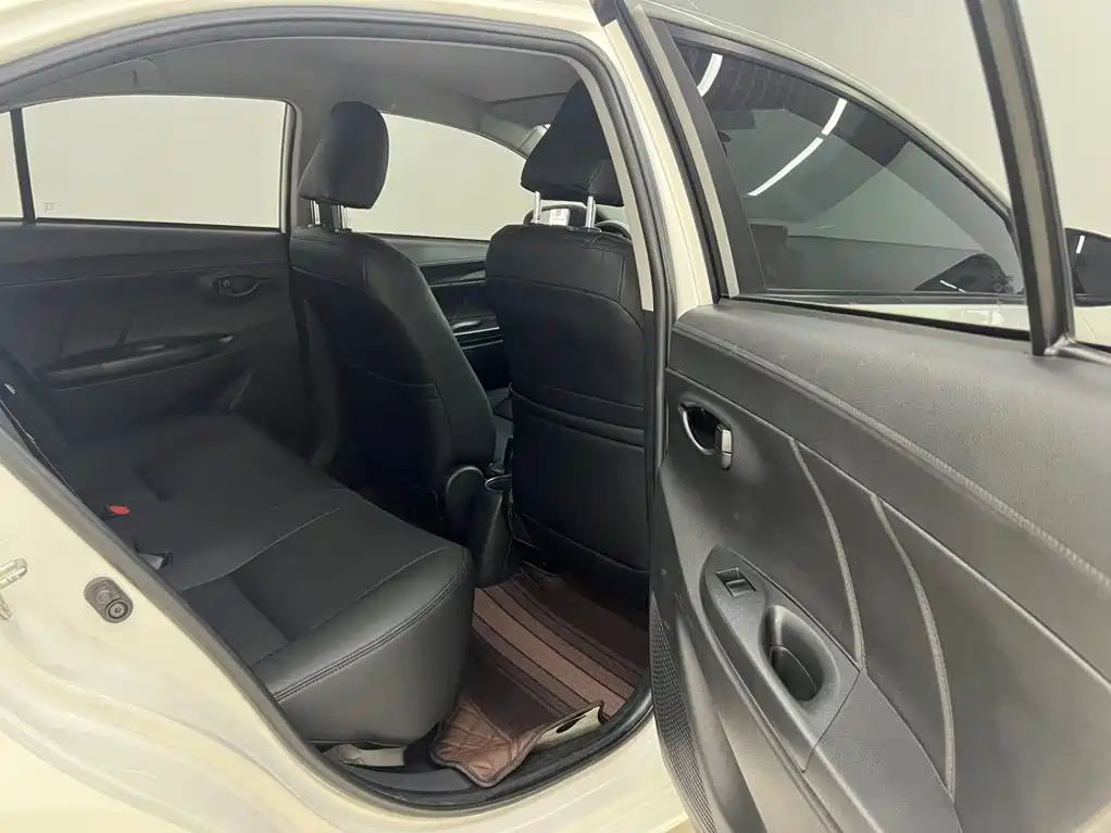 Toyota Vios 2022 — фото 12