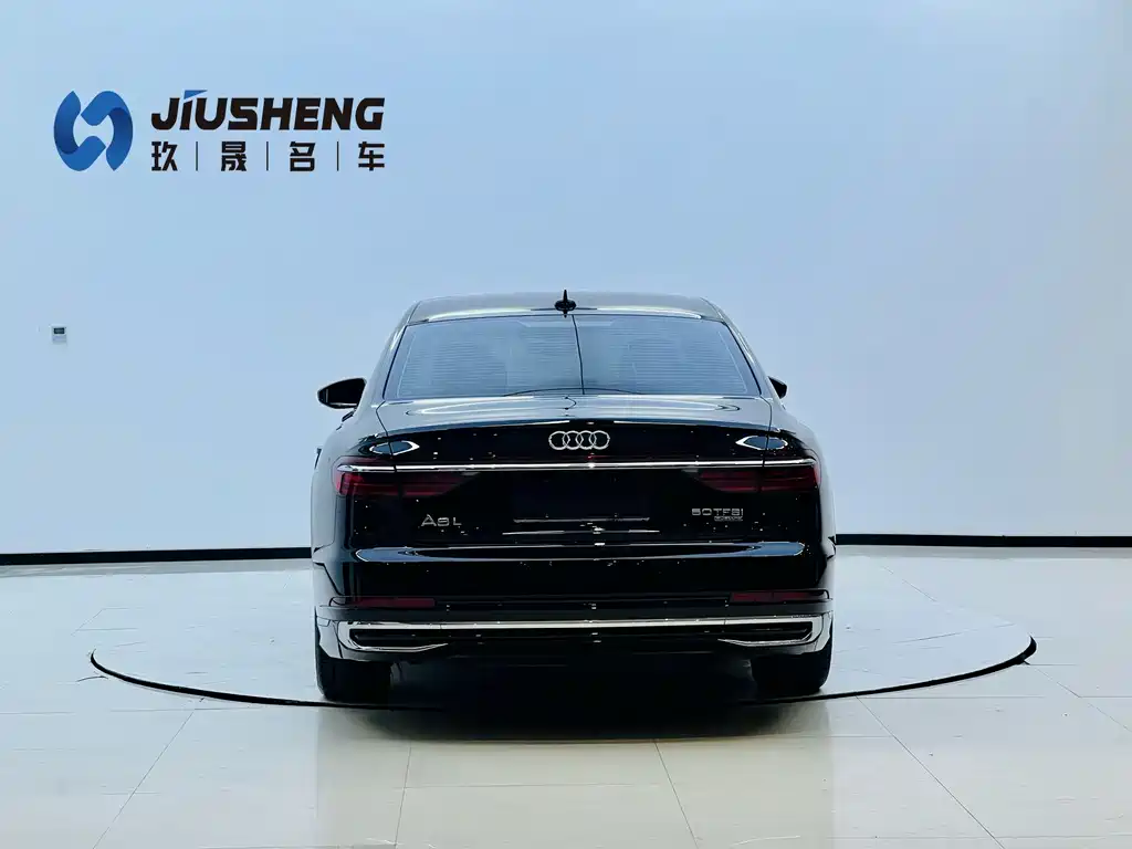 Audi A8 2023