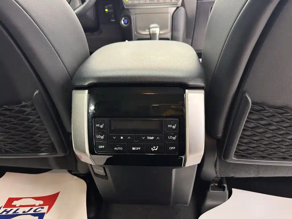 Toyota Prado 2019 — фото 18