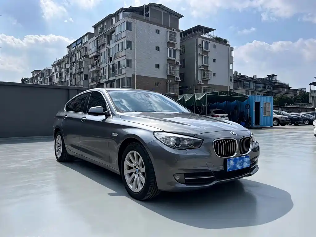 BMW 5 Series GT 2010 — фото 3