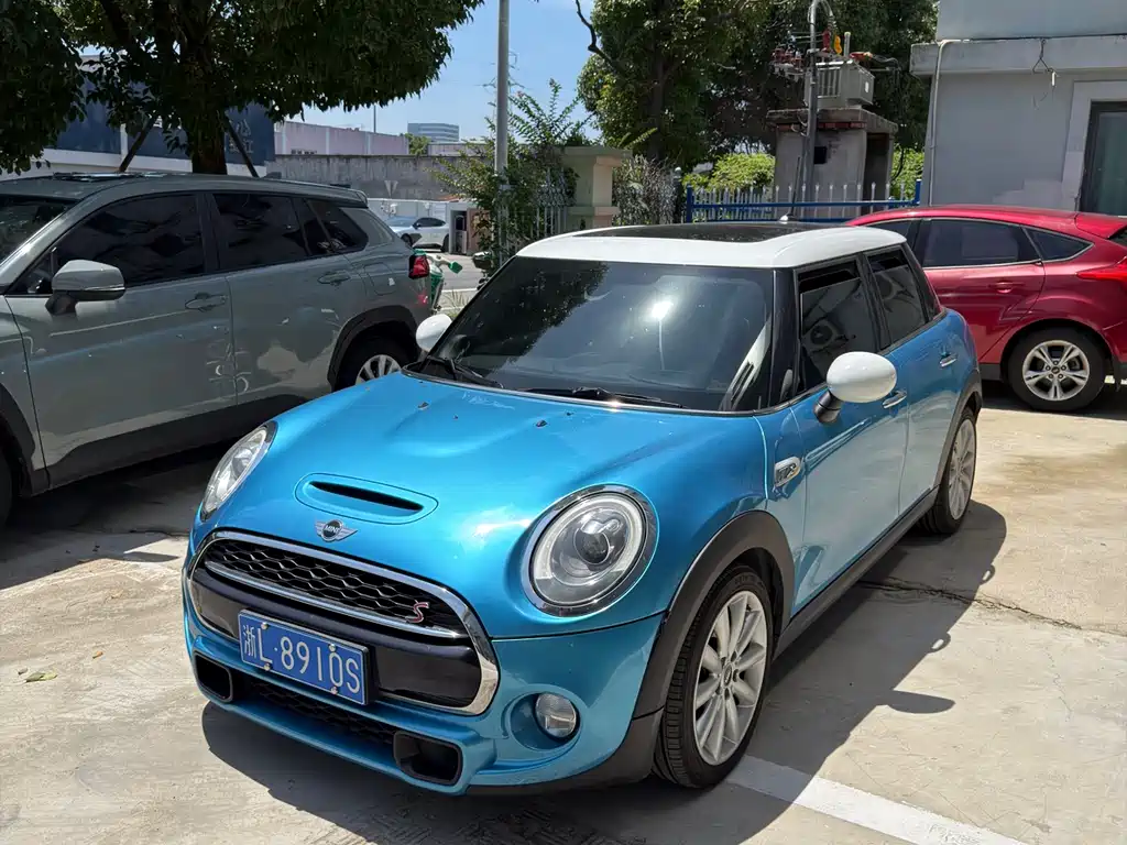 MINI MINI 2016