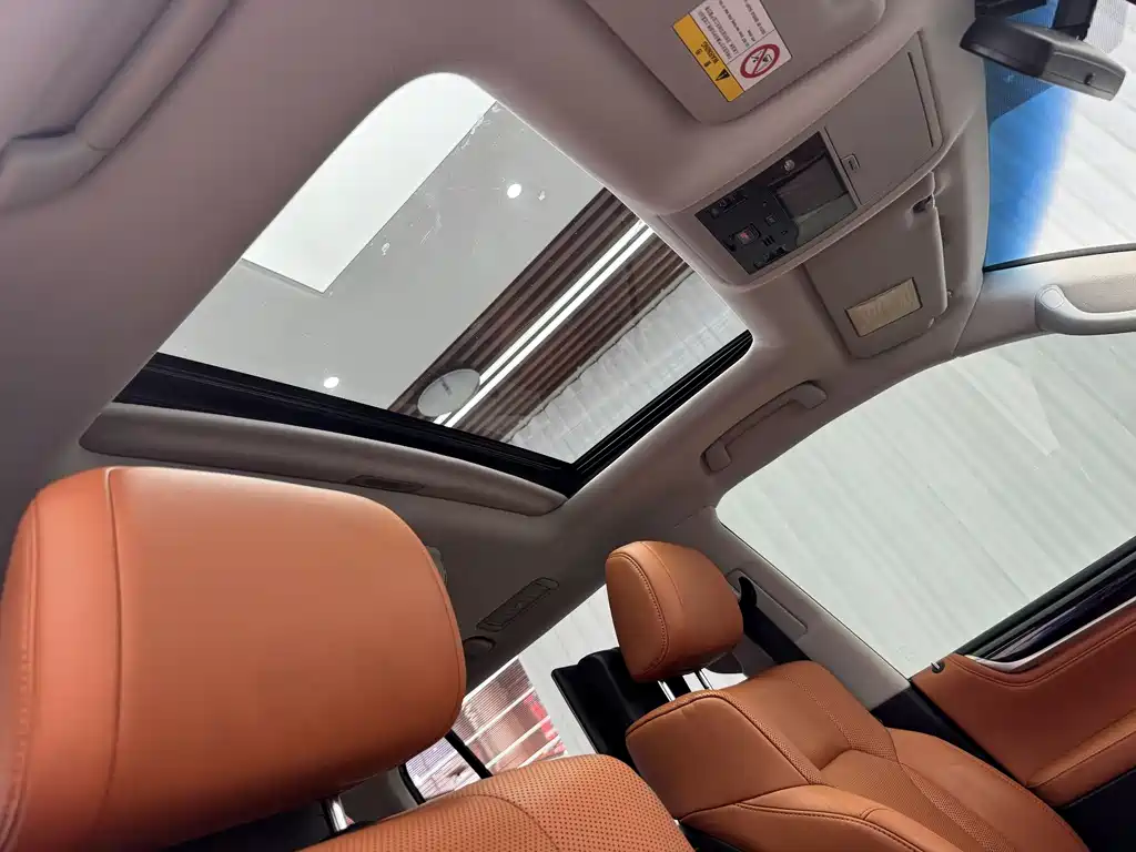 Lexus LX 2016 — фото 20