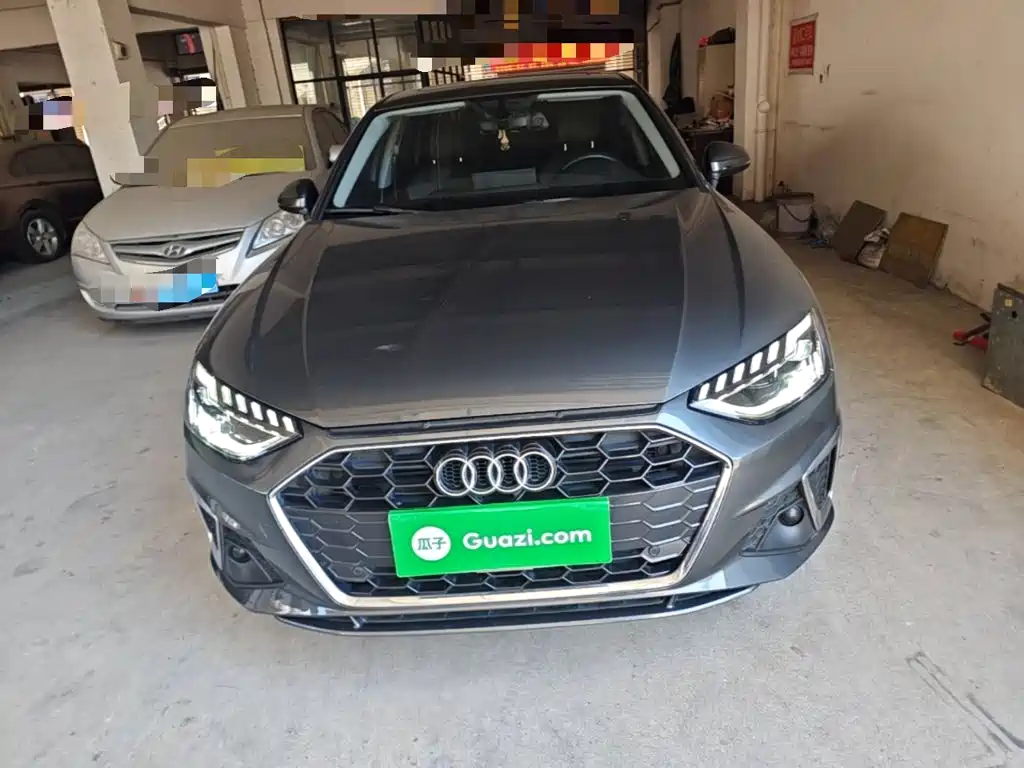 Audi A4L 2020