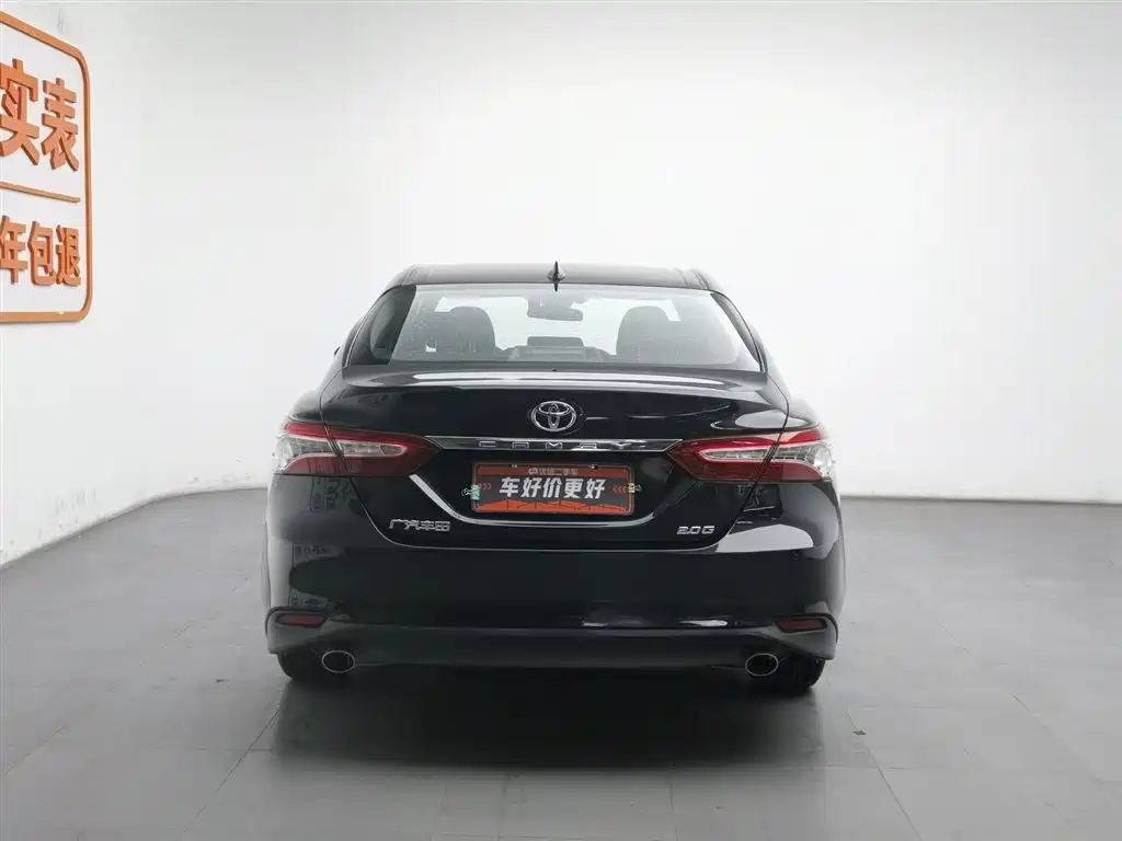 Toyota Camry 2022 — фото 4
