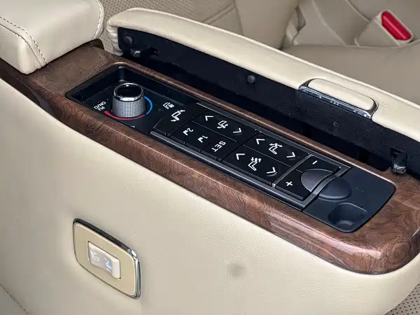 Toyota Alphard 2017