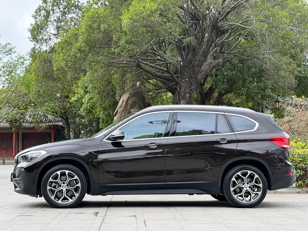 BMW X1 2022 — фото 4