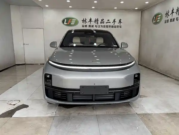 Li Auto L7 2024