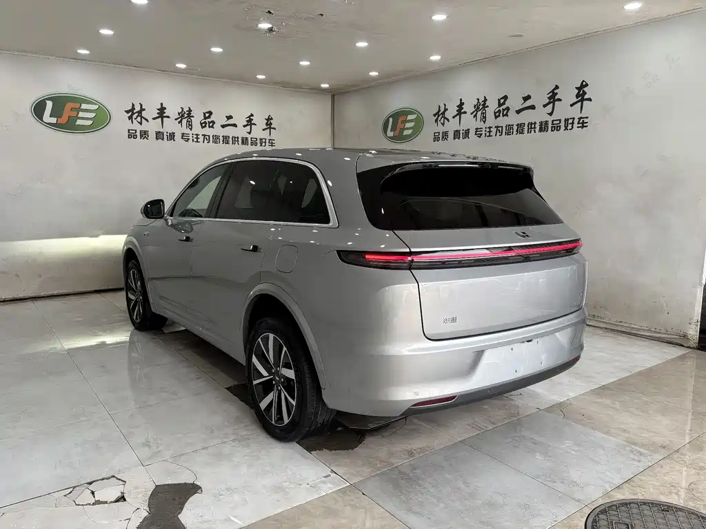 Li Auto Li L7 2024