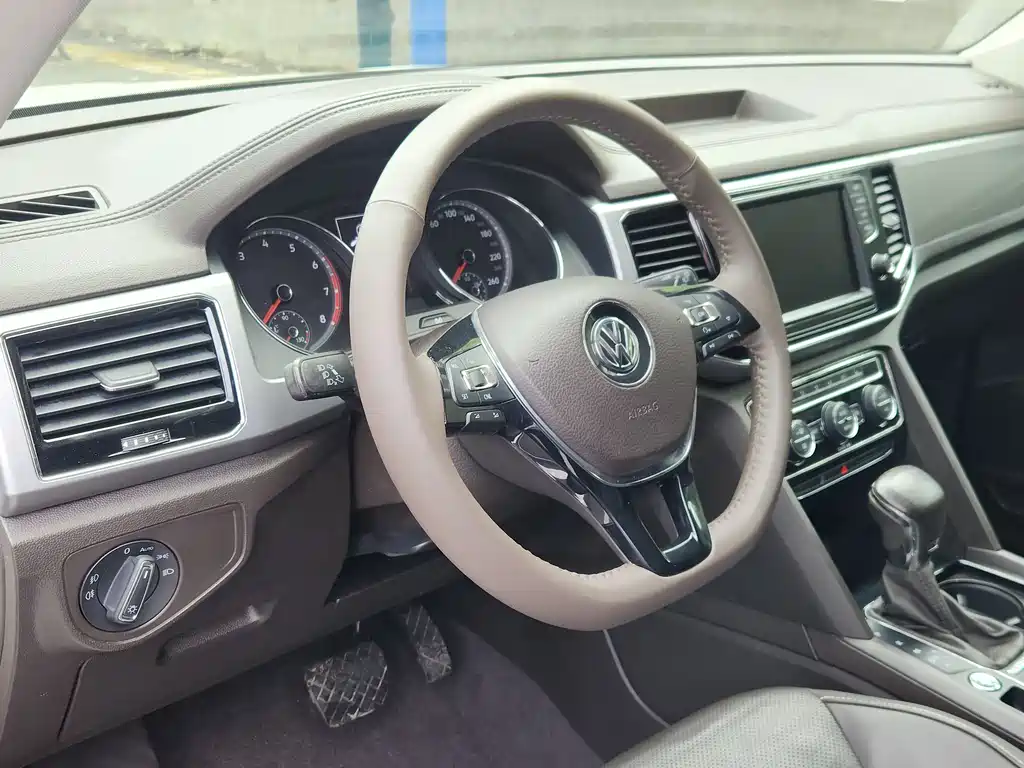 Volkswagen Teramont 2018 — фото 11