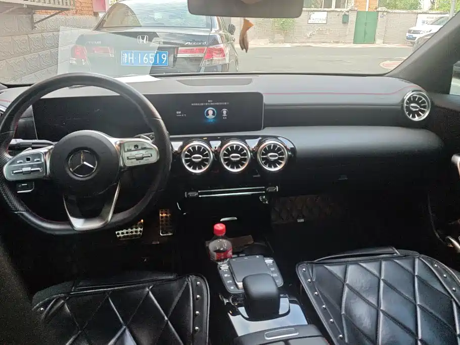 Mercedes-Benz CLA 2020 — фото 12