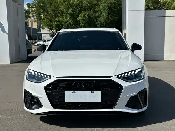 Audi A4L 2023